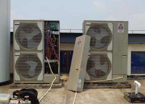 卧龙空调维修电话号码多少