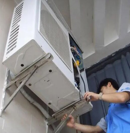 卧龙24小时空调维修热线